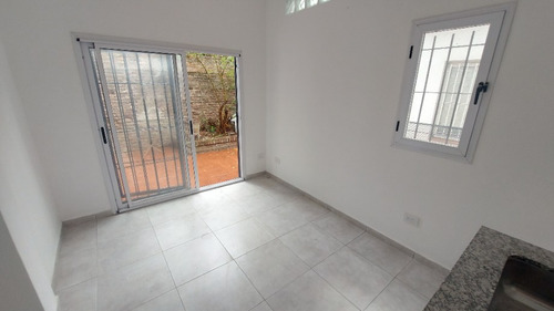Departamento Tipo Casa En Alquiler En Lanus Oeste