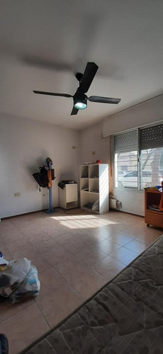 Imagen 14 de 23 de 3 Dormitorios En Planta Baja, Con Parrillero Y Cochera - Crespo Y Mendoza