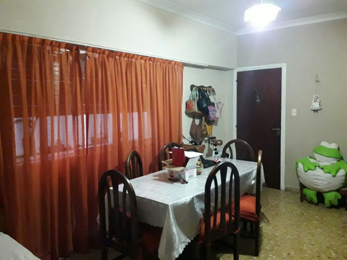 Departamento De 3 Ambientes Centrico