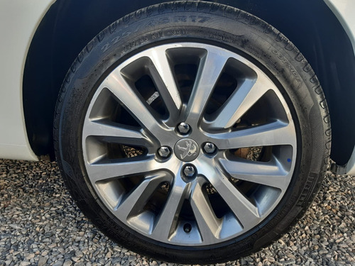 Imagen 16 de 16 de Peugeot 408 Feline Tiptronic