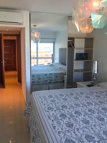 Imagen 10 de 15 de Apartamento En Venta De 2 Dormitorios En Playa Mansa (ref: Lij-5397)