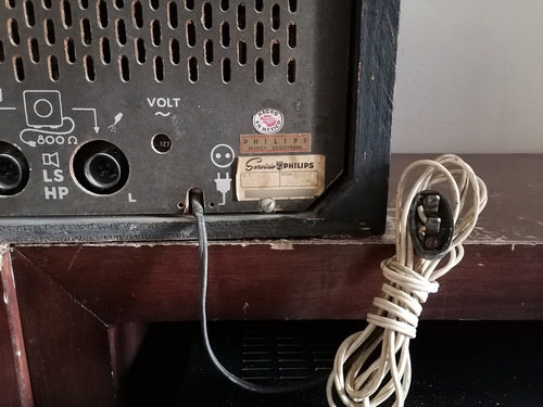 Radio De Bulbos Philips B6x23a (Usado)