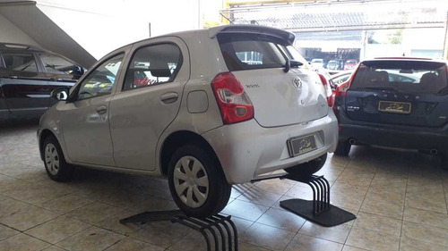 Toyota Etios X 1.3 Flex 2014