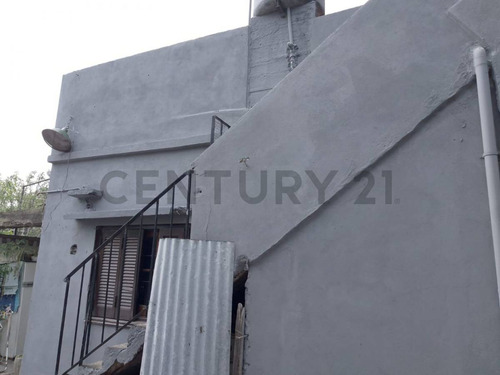 Venta De Casa 2 Ambientes, Ituzaingó Americana