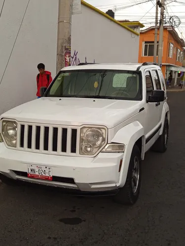Jeep Liberty Sport 4x2 At