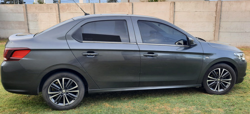 Peugeot 301 1.6 Allure Plus Tip