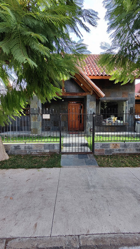 Casa El Olmo Peñalolén Amplio Dormitorio