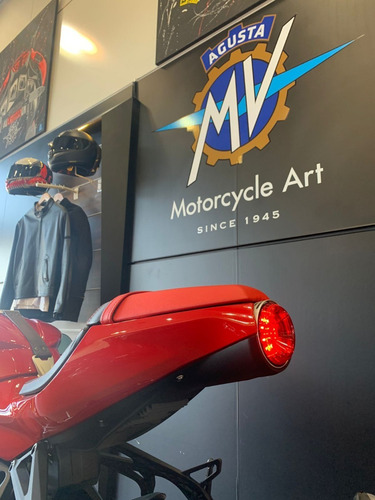Imagen 23 de 24 de Mv Agusta Superveloce 800