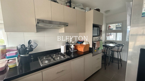 Casa En Venta De 4 Dorm. Y 3 Baños En El Rincon