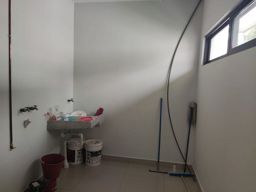Casa En Venta En El Fraccionamiento Burgos Bugambilias