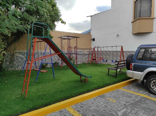 Casa En El Norte De Quito 3 Habitaciones En Conjunto Privado