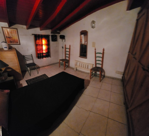 Amplio Departamento Al Frente De 2 Ambientes Con Balcon