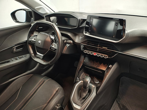 Peugeot 208 1.6 Feline Tiptronic