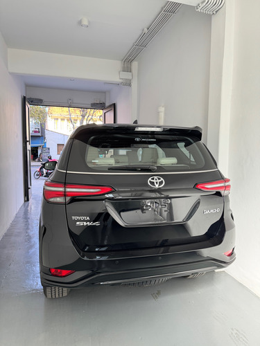 Toyota SW4 2.8 Tdi Diamante Ii 6At 7As