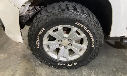 Chevrolet Colorado LT 2.5 lt