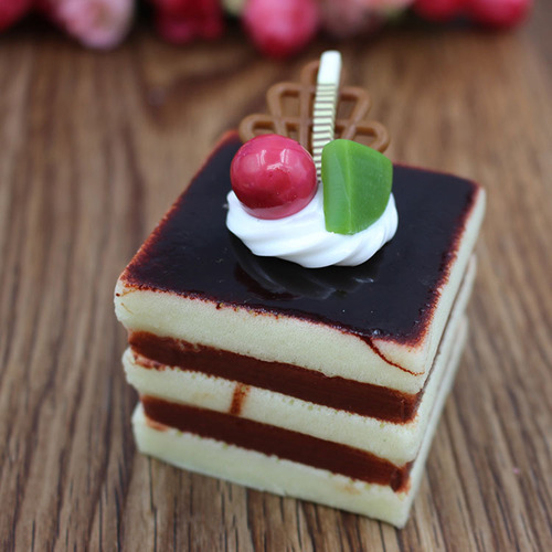 Café Realista Modelo De Bolo De Frutas Quadrado De Três Cama