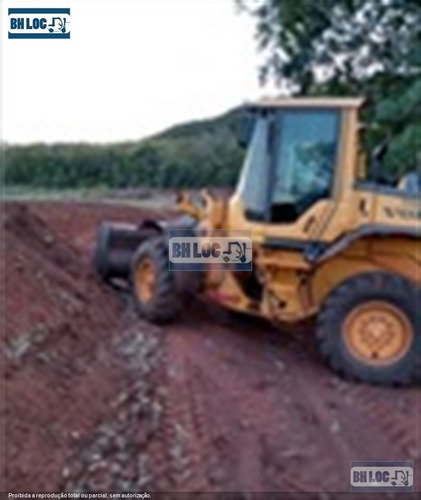 Imagem 4 de 4 de Pá Carregadeira Volvo L60f Ref.200262