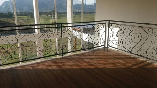 Imagem 2 de 18 de Casa Em Afhaville. - 2000403