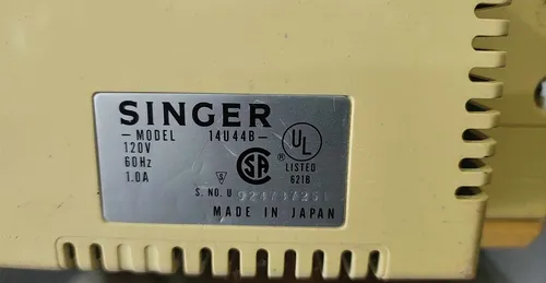 Fileteadora Singer 14u44 Japonesa Para Revisar Maquina Coser (Usado)