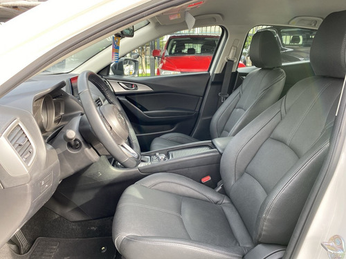 Mazda 3 Touring Sport Hb At 2020 2000cc