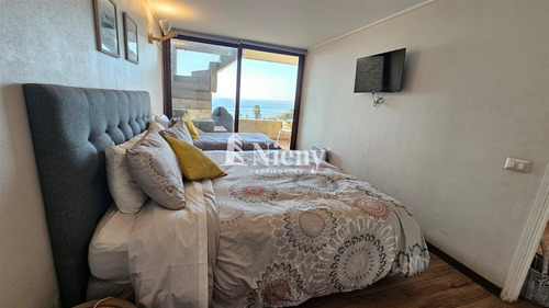 Vista Al Mar Con Azotea Privada,impecable Y Soleado. Concón