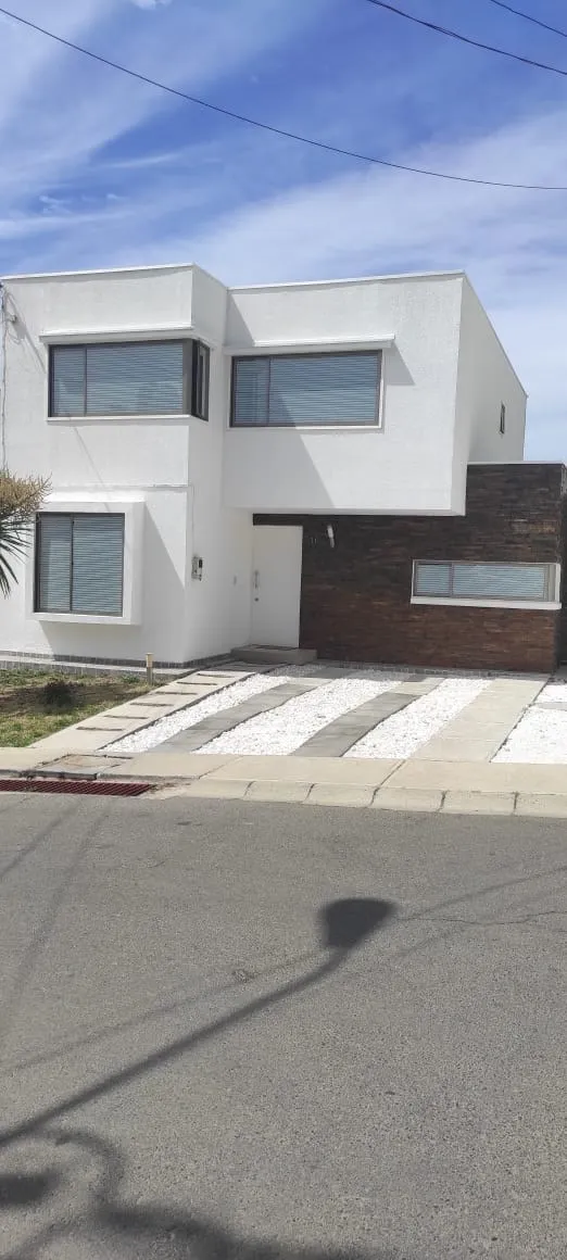 Imagen 1 de 30 de Casa Mediterránea En Venta De 4 Dorm. En Villa Alemana