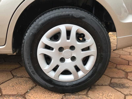 Imagem 5 de 11 de Ford Fiesta Sedan1.6flex 2012