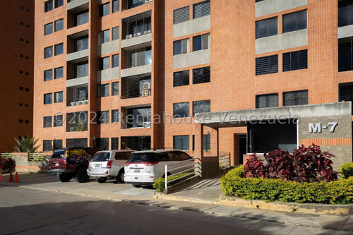 Ss: Vende Apartamento 24-21586 En Colinas De La Tahonaa De 103 M2