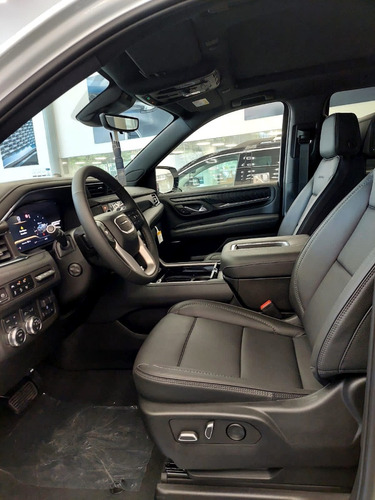 GMC Yukon DENALI