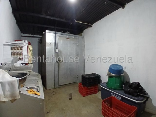 %% Raiza Suarez Vende Espectacular Casa/granja En Agua Viva Cabudare 2 5 1 6 4 6 9 Con 2.800m2 Distribuidos En 4 Habitaciones 2 Baños Con Todos Los Servicios Básicos En Optimas Condiciones