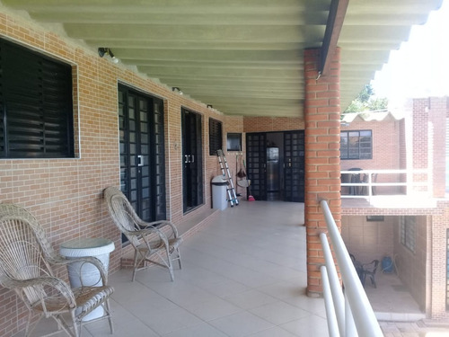 Imagem 9 de 21 de Linda Chácara - 2.000m² Bairro Cachoeira - Ibiúna - Sp