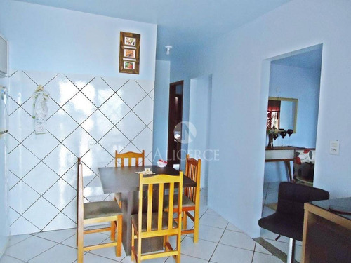 Imagem 6 de 30 de Casa Com Vista Mar Na Agronômica, Florianópolis - . - Ca0250
