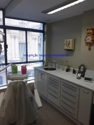 Imagem 9 de 13 de Conjunto Comercial 100m², 04 Salas, 02 Banheiros, 02 Copas E Uma Recepção. Excelente Localização Entre As Ruas Francisca Miquelina, Aguiar De Barros - 19062603 - 34132489