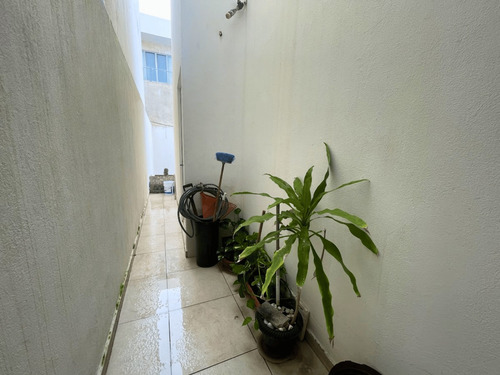 Casa En Venta En Lomas Del Sol, Riviera Veracruzana 302 M² De Lujo Y Comodidad A Pasos Del Mar. Alberca, Terraza Con Vista, Cocina Con Isla, 3 Recámaras, Estudio Y Fraccionamiento Privado Con Casa C