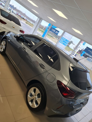 Imagen 9 de 25 de Nuevo Chevrolet Onix Ltz At 1.0t 5p Ad