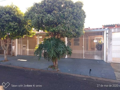 Imagem 2 de 6 de Venda De Casas / Padrão Na Cidade De Araraquara 10182