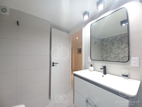 Imagen 18 de 27 de Vende Apartamento De 2 Dormitorios Y Medio En Chiverta, Reciclado Completo. Punta Del Este