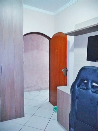 Imagem 13 de 21 de Linda Casa Assobradada Com 3 Dormitorios Oportunidade - V4681