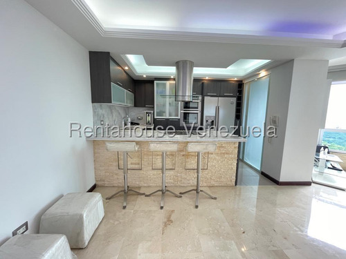 Apartamento En Venta Ubicado En El Solar Del Hatillo