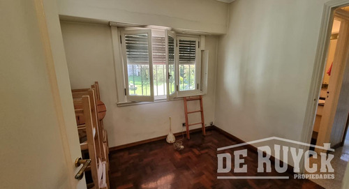 Chalet En Venta En Quilmes Oeste