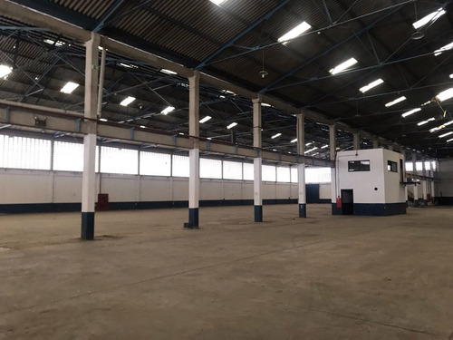 Imagen 2 de 8 de Yohandys Castillo Vende Galpon En Zona Industrial El Recreo