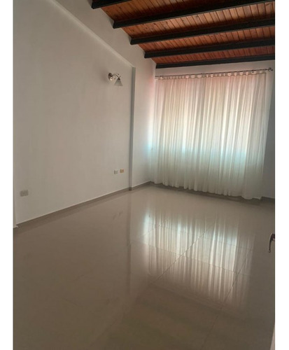 Se Vende Town House Sebucan Terrazas Del Norte Ve02-219st-ecam