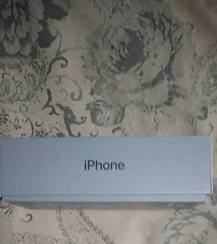 Celular iPhone 8 Plus 64gb