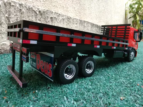 Miniatura Caminhão 1/32 Iveco Tector Trucado Arqueado Custon