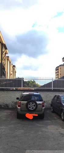 Imagen 20 de 20 de Vendo Apartamento Actualizado En Calle Cerrada De La Urbina