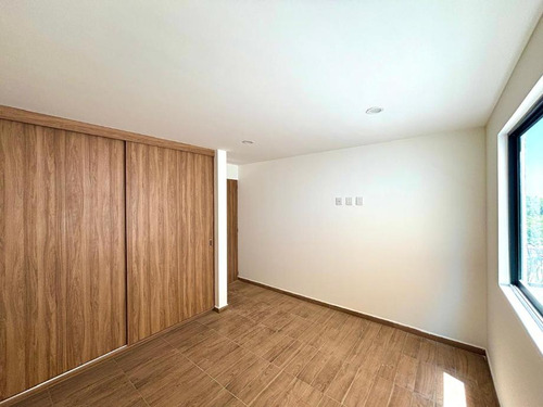 Casa En Venta En Colonia San Juan Totoltepec, Naucalpan De Juárez, Estado De México