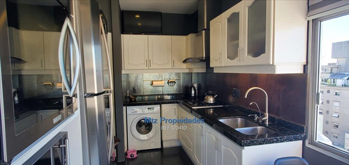 Imagen 9 de 17 de Venta - Apartamento Frente A Presidencia - Todo Reciclado