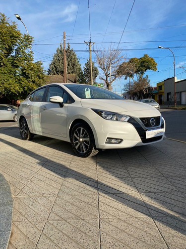 Imagen 4 de 8 de Nissan Versa
