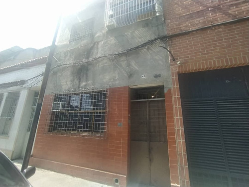 Se Alquila Anexo 50m2 Santa Rosalia