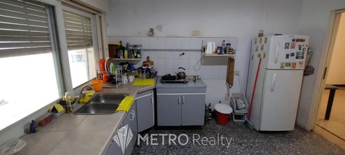 Casa En Venta De 4 Ambientes En Villa Adelina, Vicente López